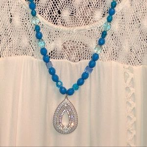 Beautiful blue boho necklace NEW
